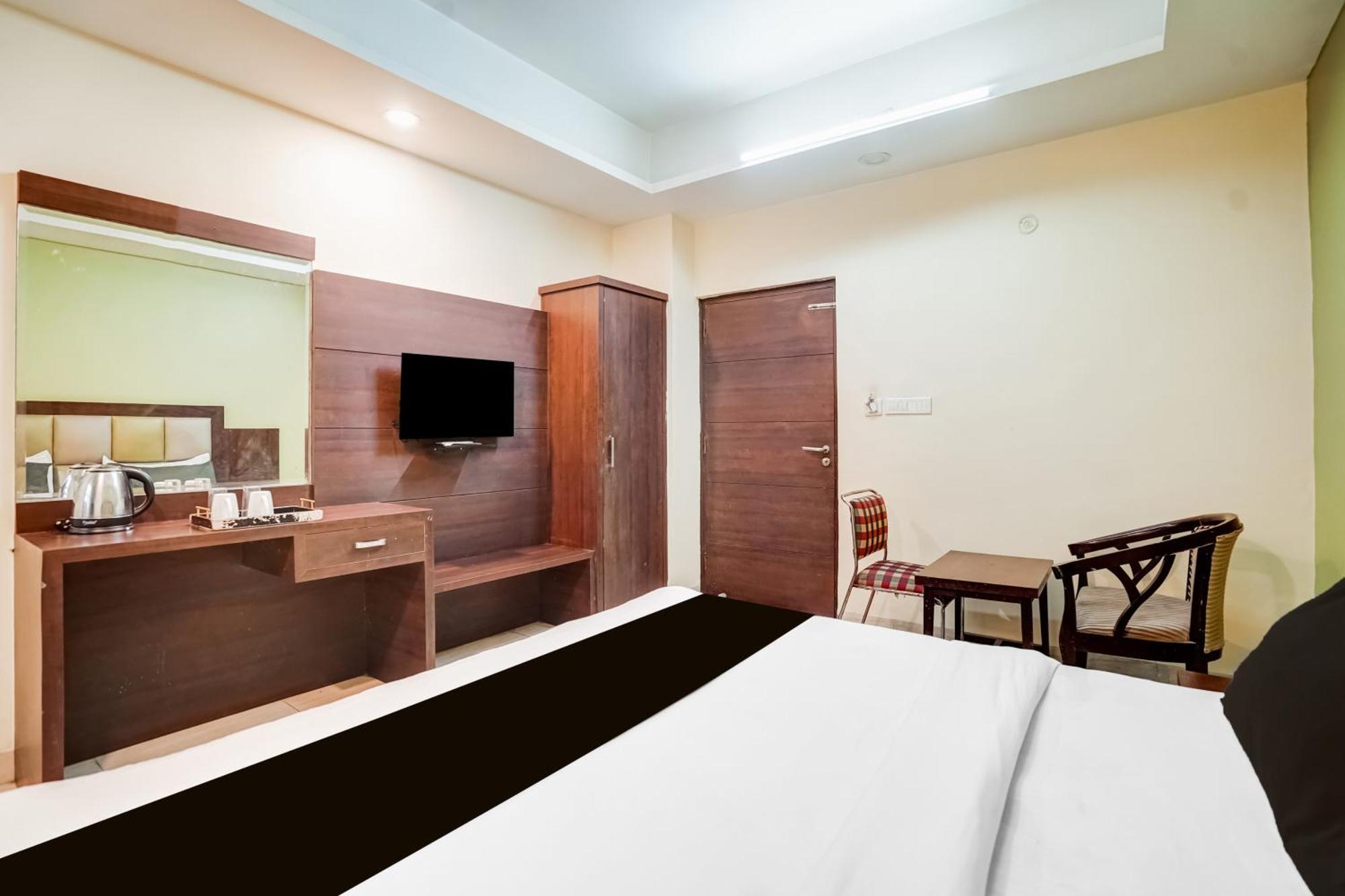 Super Townhouse Sikar Road Jaipur Formerly Hotel Aroma Inn Εξωτερικό φωτογραφία